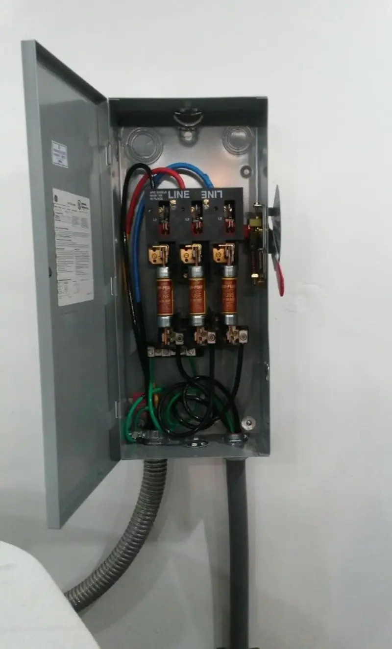 Three-phase disconnect switch installed for Electrical Wiring & Rewiring in Cascade